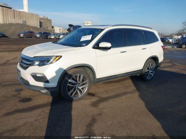 Honda Pilot Touring Image 6