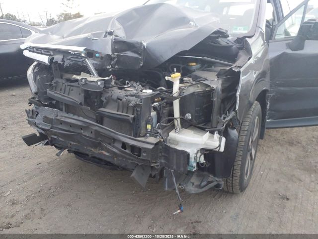 Subaru Forester 2.5i Premium Image 6