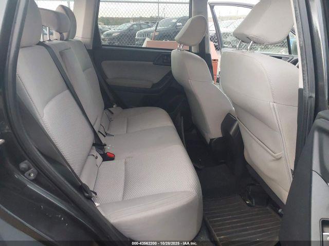 Subaru Forester 2.5i Premium Image 16